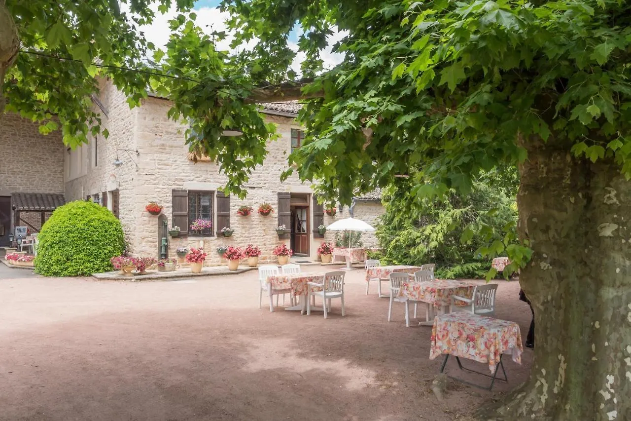 Hotel Et Appartements Les Platanes Thueyts